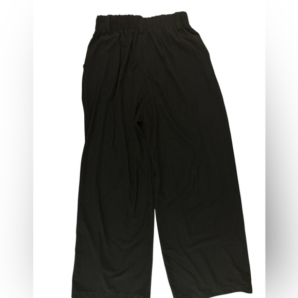 Halara Women’s Black Pants - Picture 8 of 9